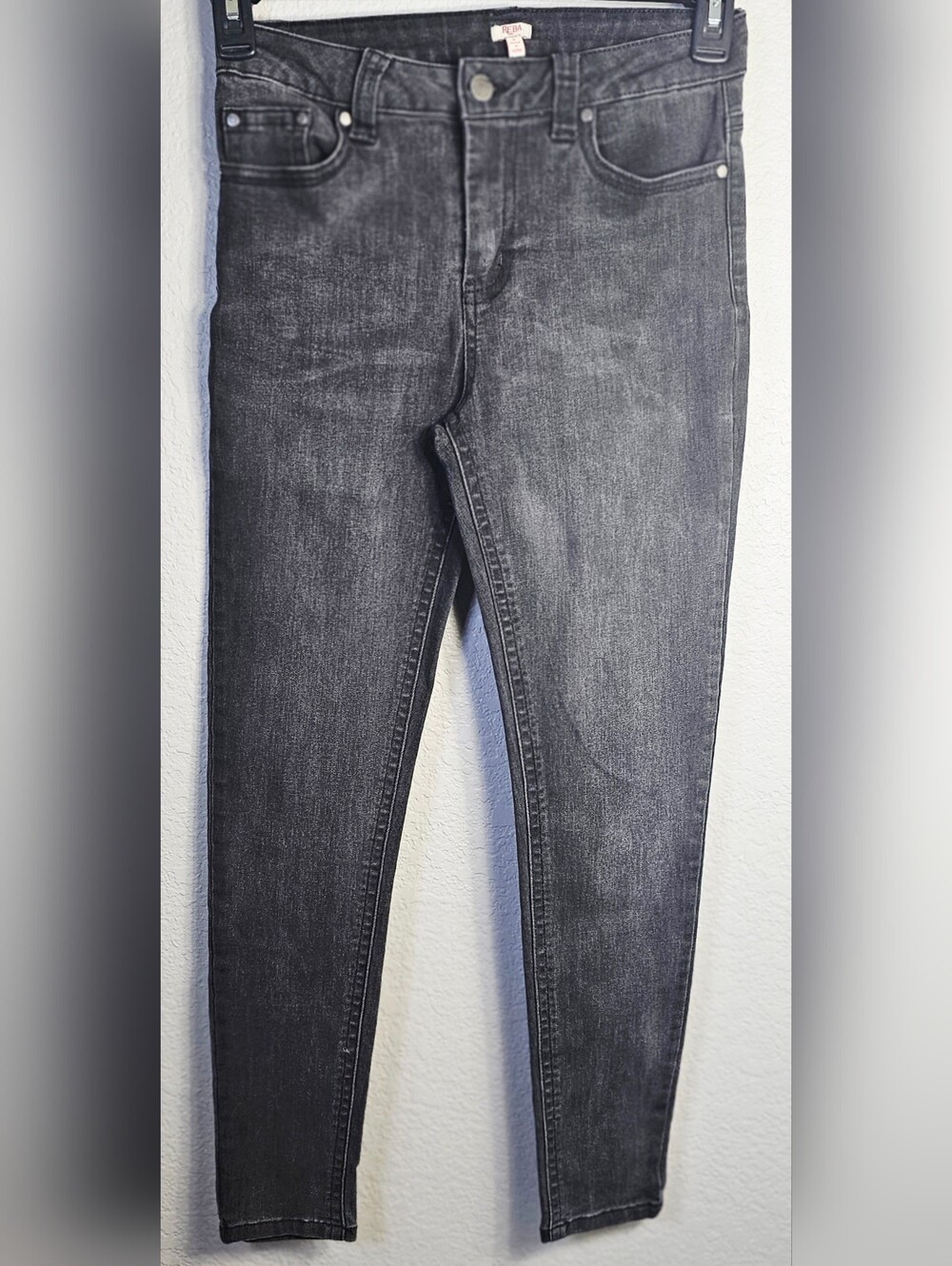 REBA Black Wash Skinny Jeans Size 6 Stretch Denim Mid Rise Ankle Length